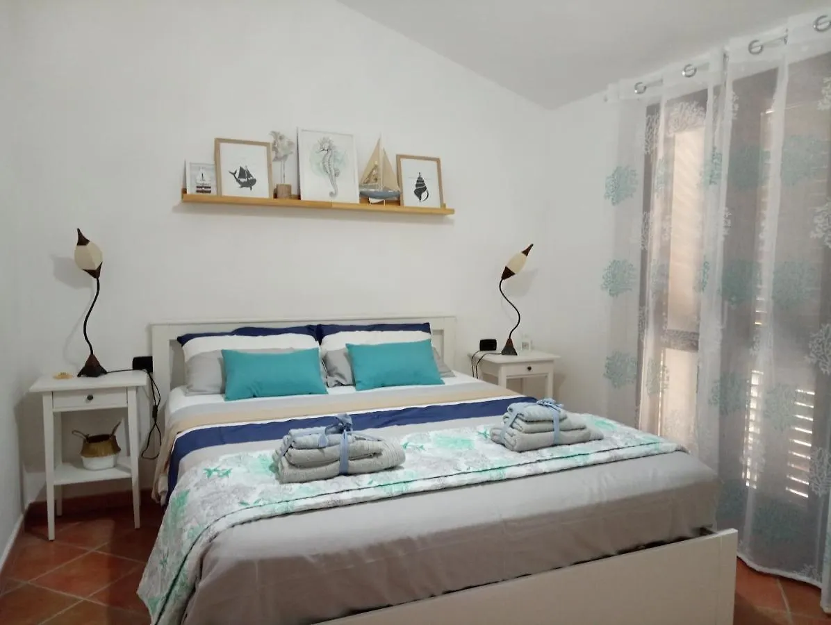Appartamento Casa Alba SantʼAntìoco Italia